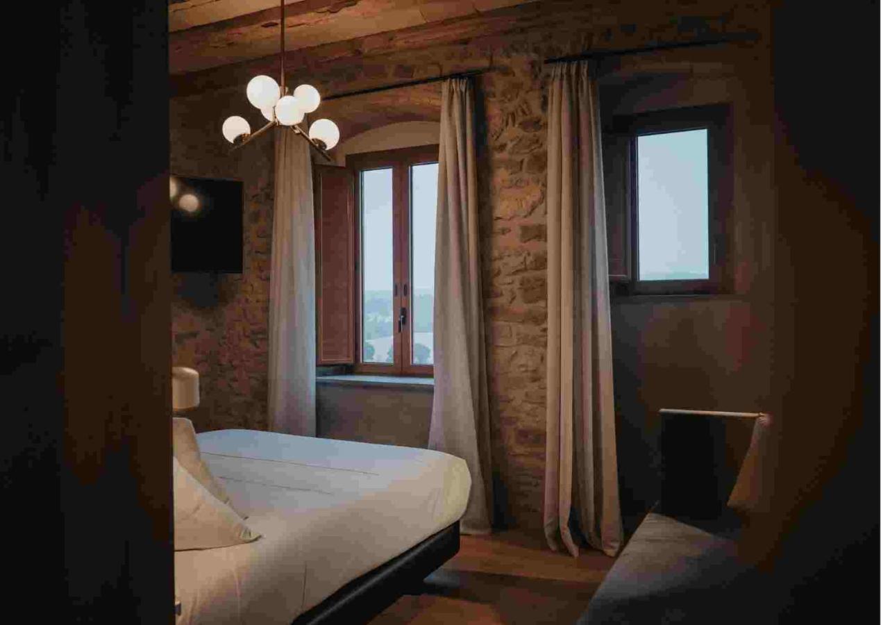 Les Quingles Hotel Calders ภายนอก รูปภาพ