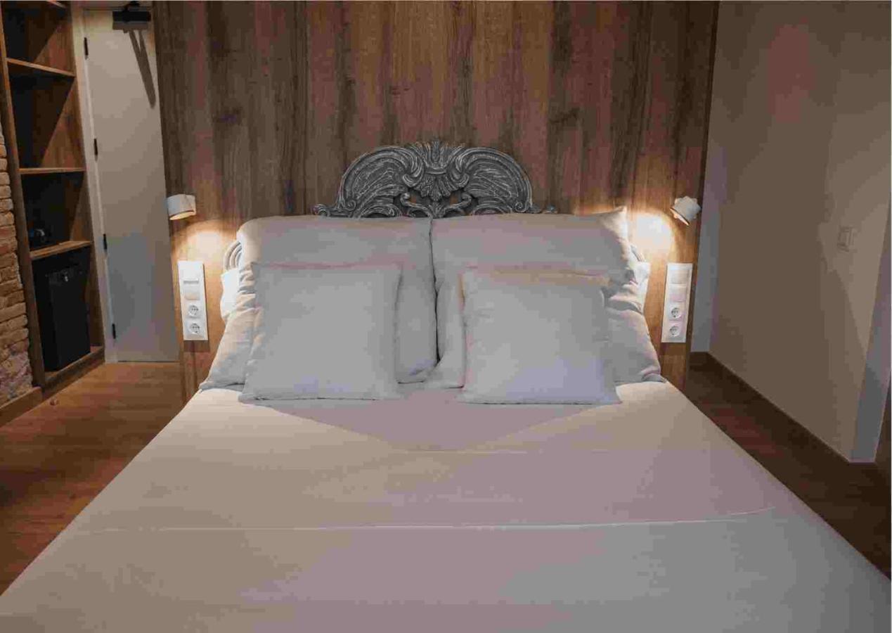 Les Quingles Hotel Calders ภายนอก รูปภาพ