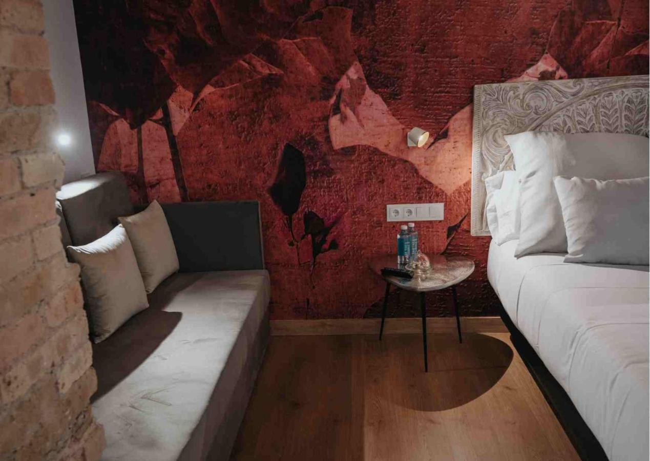 Les Quingles Hotel Calders ภายนอก รูปภาพ