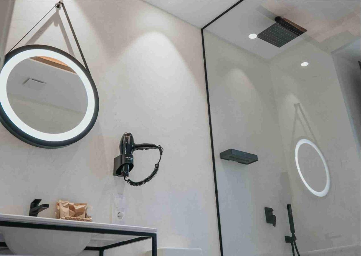 Les Quingles Hotel Calders ภายนอก รูปภาพ